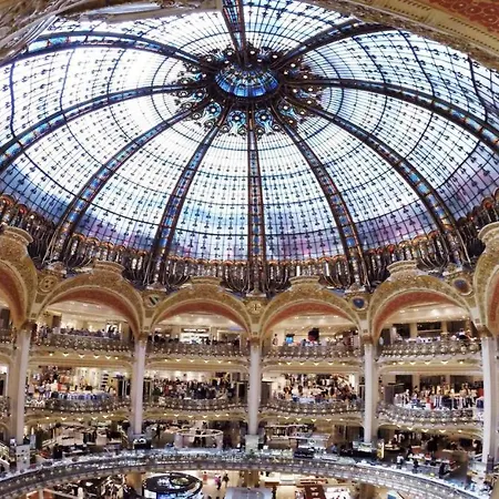 Moderne Dans Le Centre